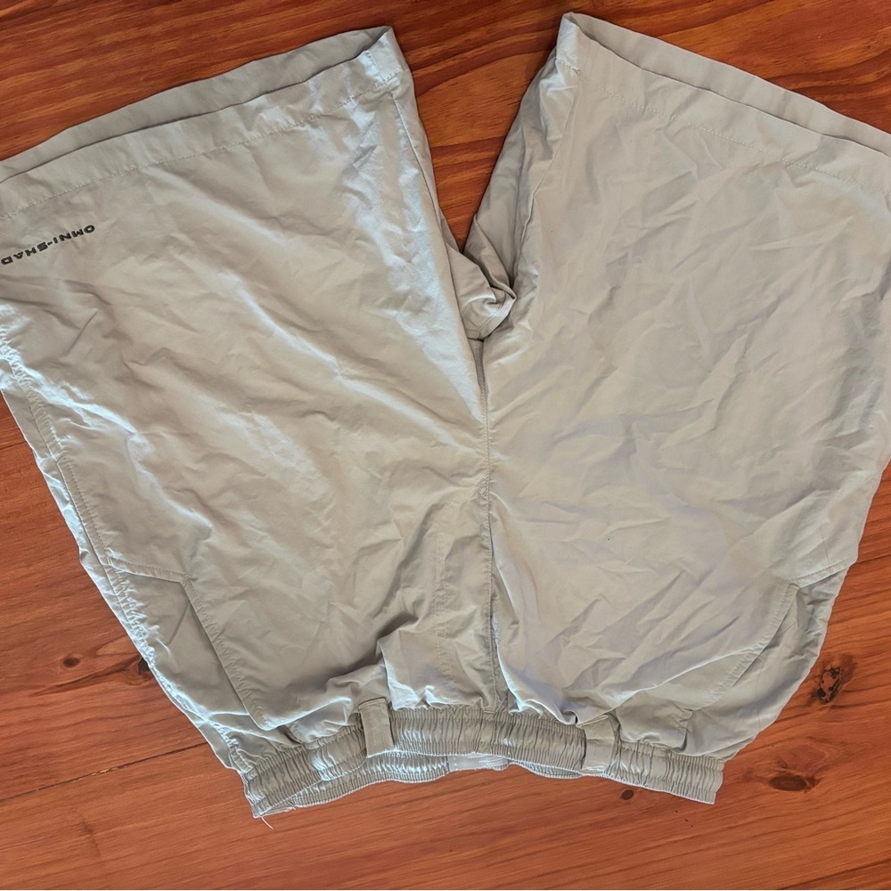 Columbia PFG Omni-Shade Men's Fishing Shorts Size S (8) - Picture 4 of 4